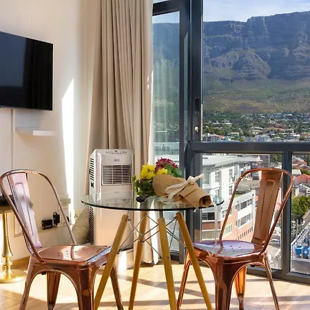 Urban Oasis At The Four Seasons Appartement Kaapstad Buitenkant foto