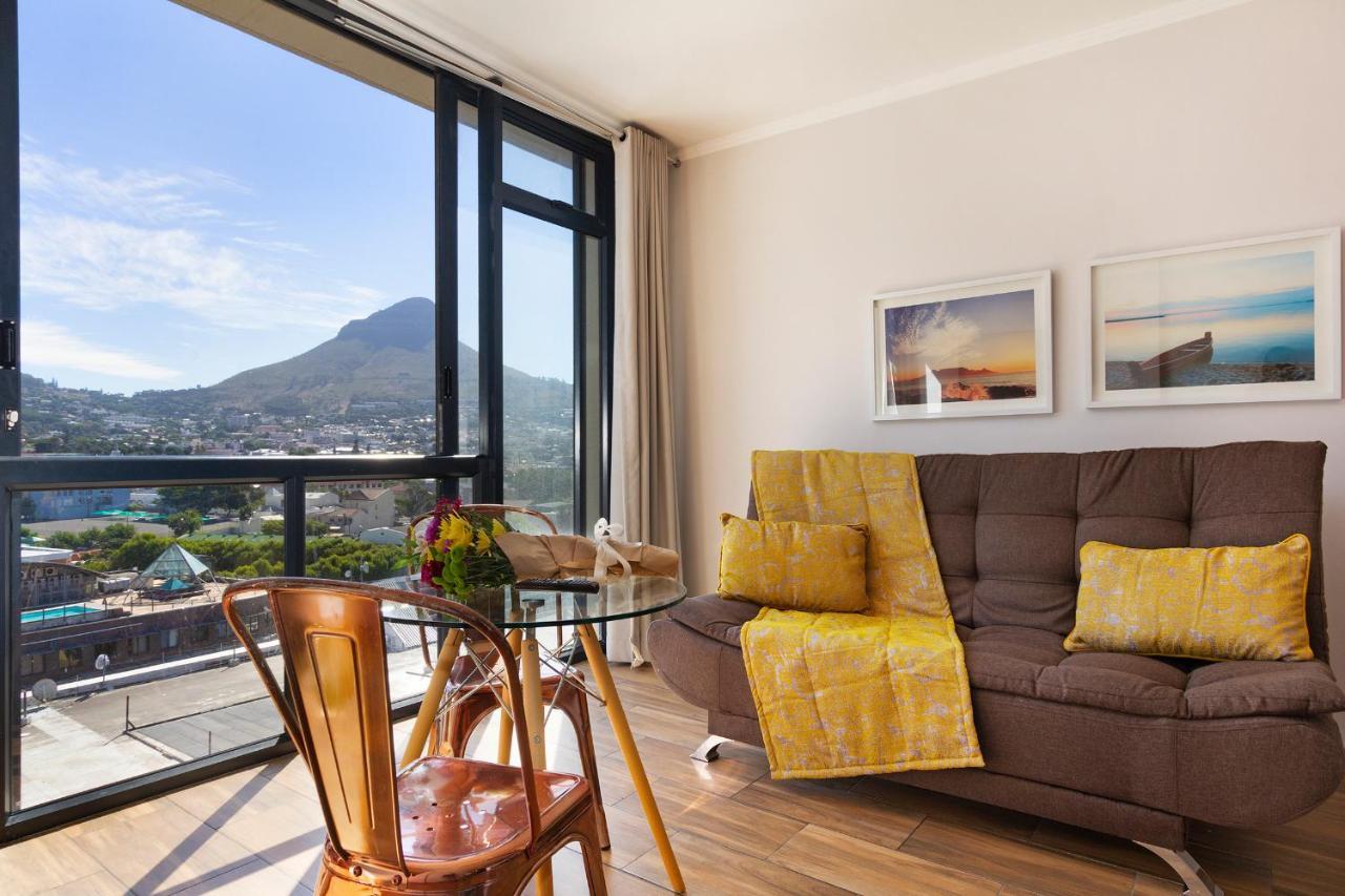 Urban Oasis At The Four Seasons Appartement