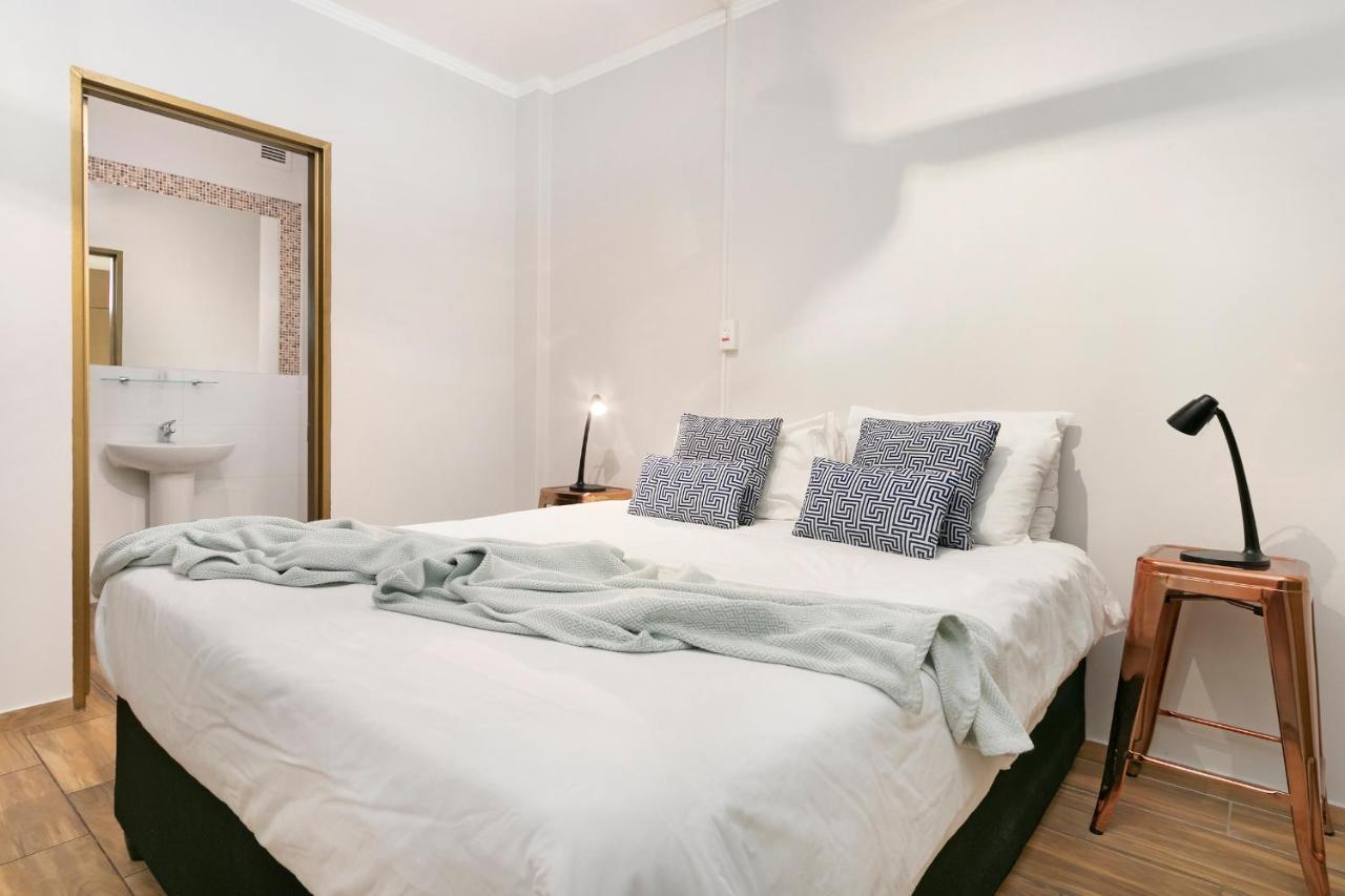 Appartement Urban Oasis At The Four Seasons Kaapstad